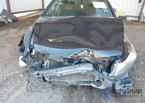 2011 Honda Accord 2.4 Se z USA, uszkodzony, nr VIN 1HGCP2F66BA035026